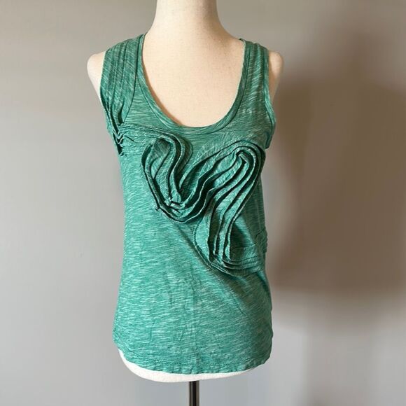 Deletta Tops - Little Yellow Button sz S green heathered twist scoop neck tank cami